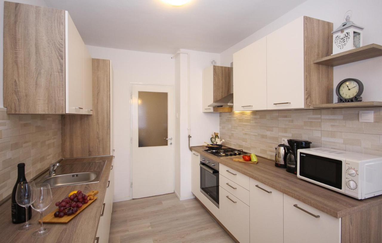 Apartman Nonno Pula Exterior foto