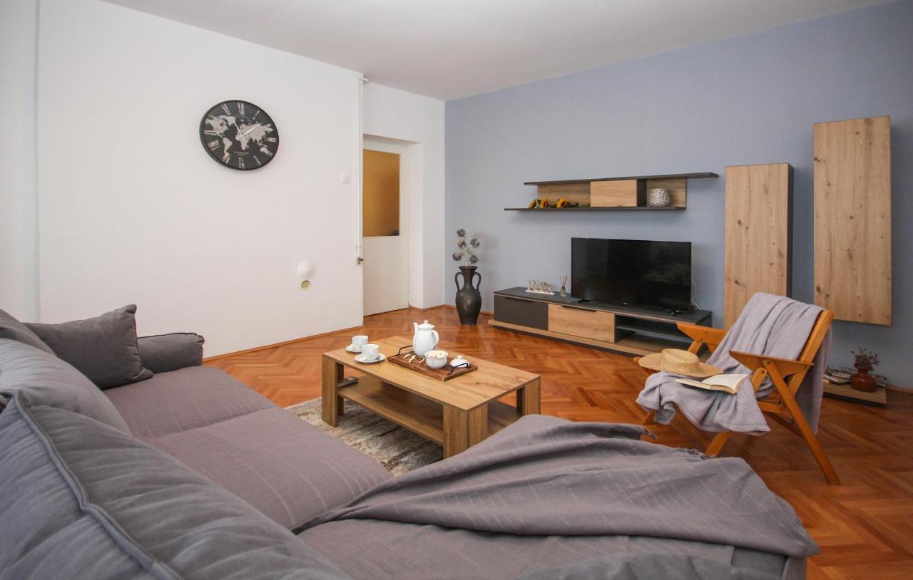 Apartman Nonno Pula Exterior foto